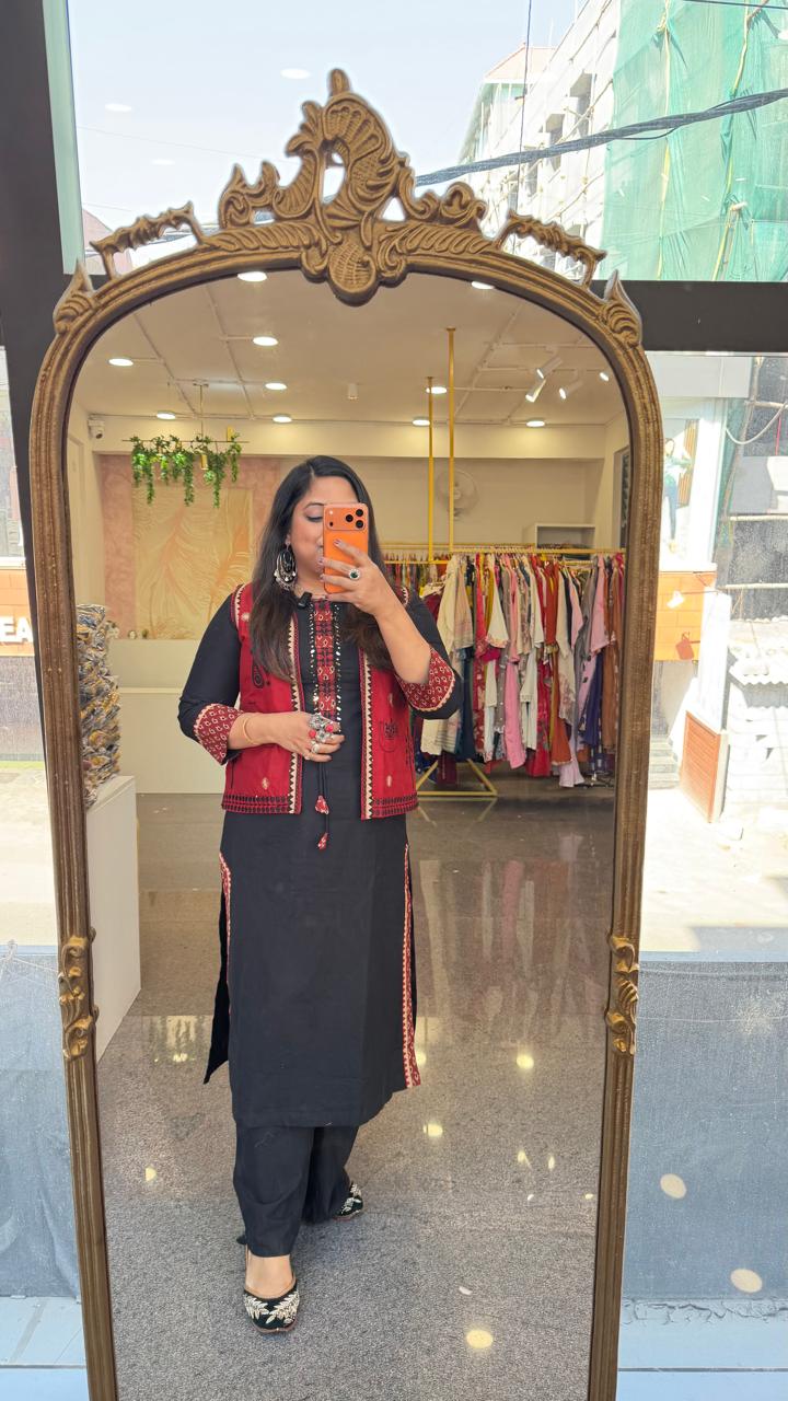 Premium Dabbu cotton kurta set with beautiful real mirror yoke paired with a plazzo pant and a jack in black
