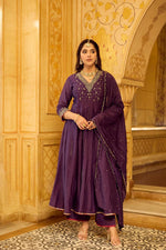 Zari detailing Mul chanderi lining suit set in purple