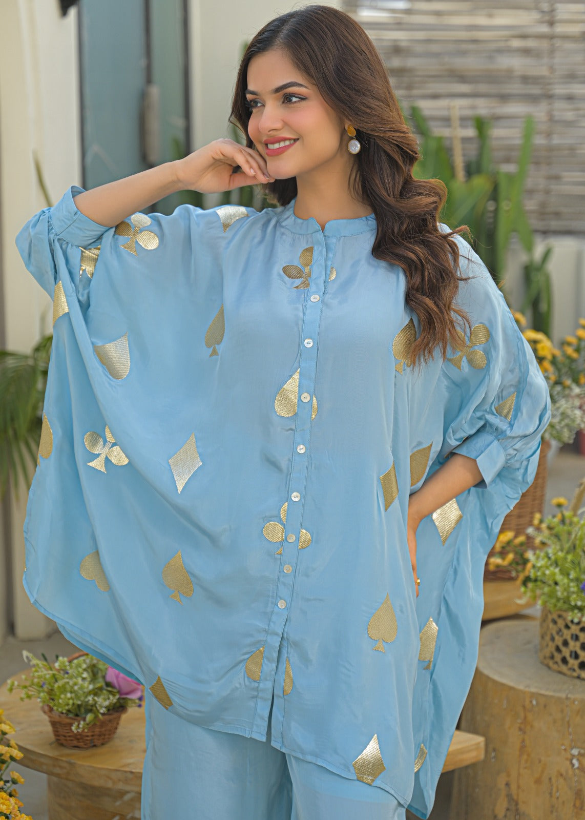 Pure crepe gold Zari applique co ord set in blue