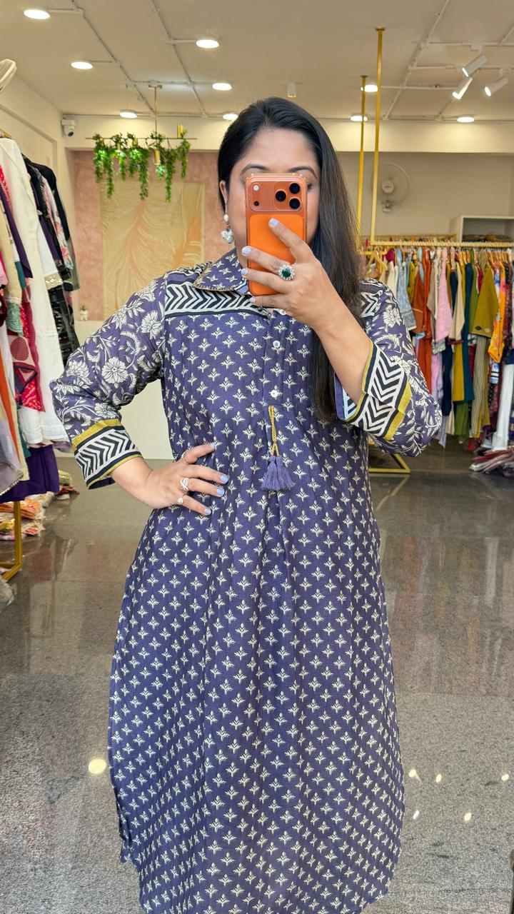 Pure Mul silk in super stylish cuts comes with inner in purple