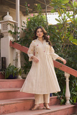 Gorgeous jute cotton orgenza applique kurta pant