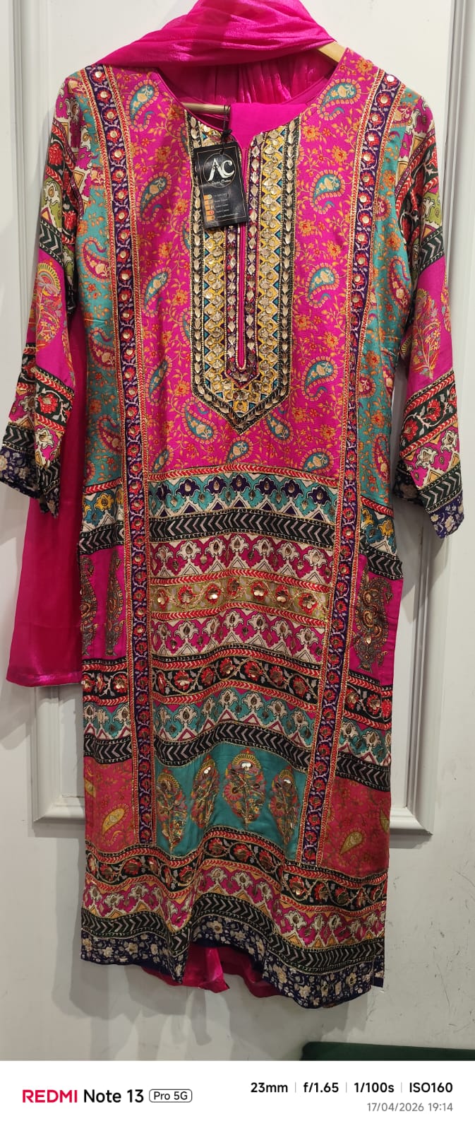 Pure Mul silk pretty detailing suit set