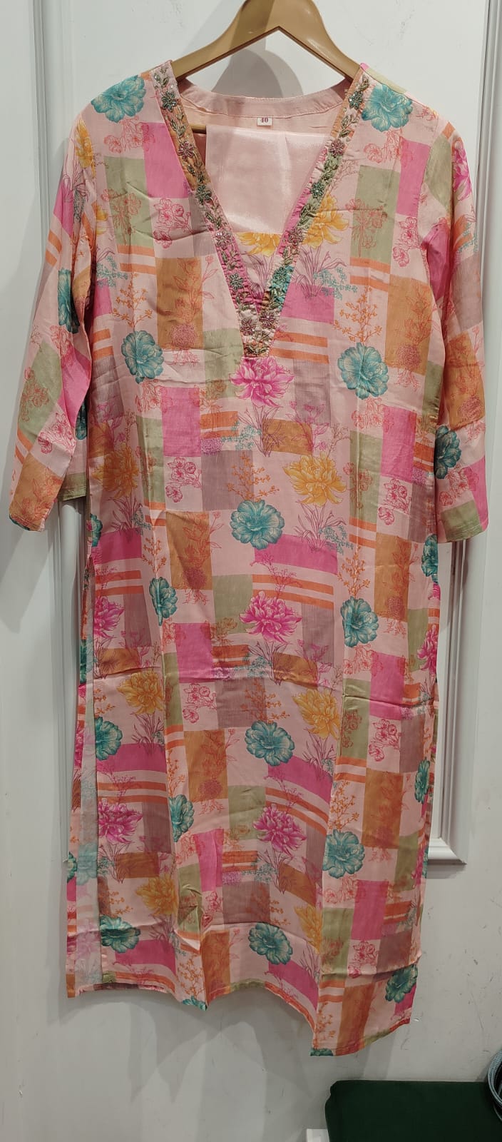 V neck Cotton kurta pant in pink