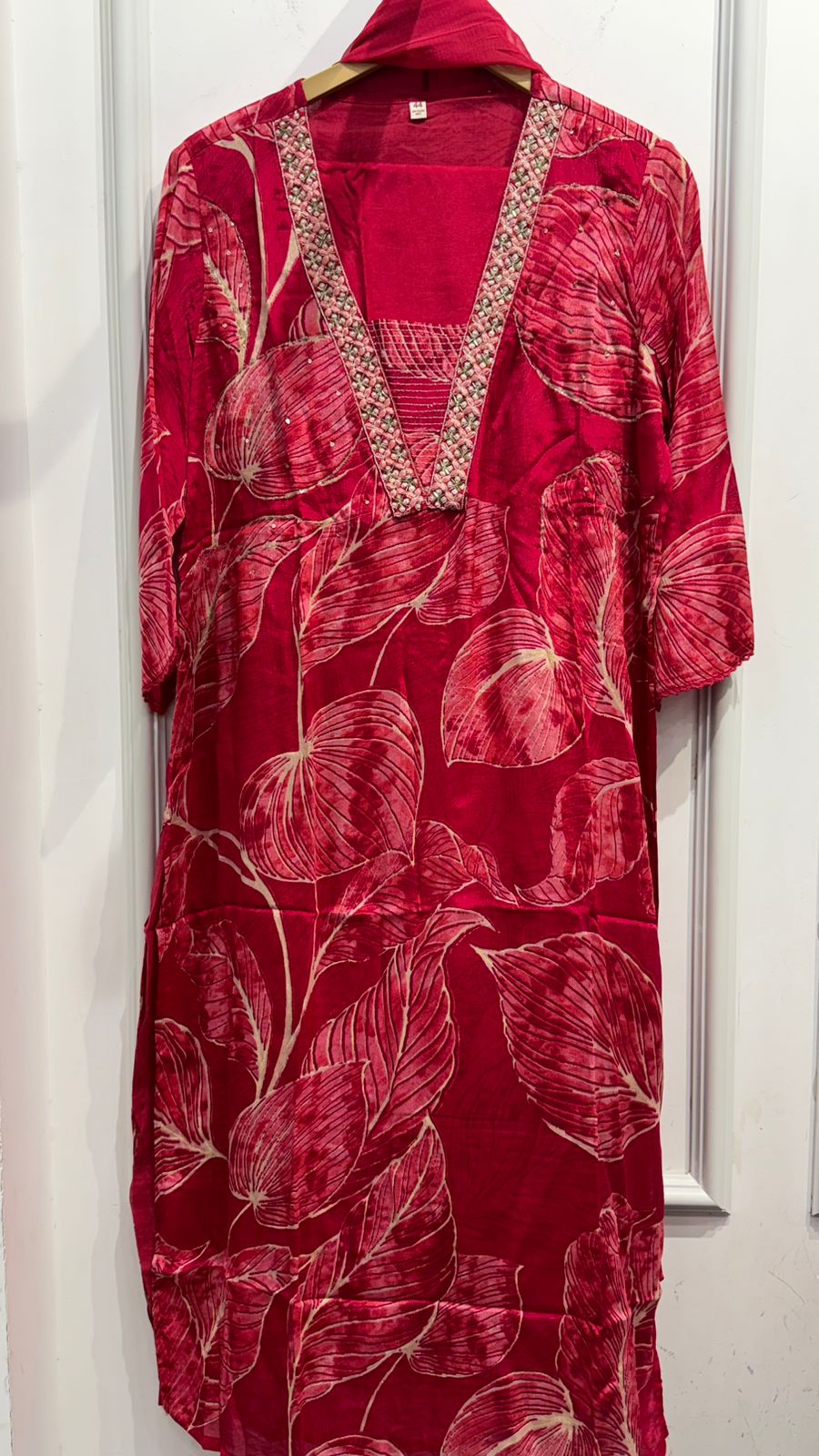 Chinon suit set