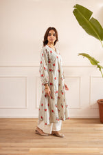 Smart cotton kurta paired with plazzo pants