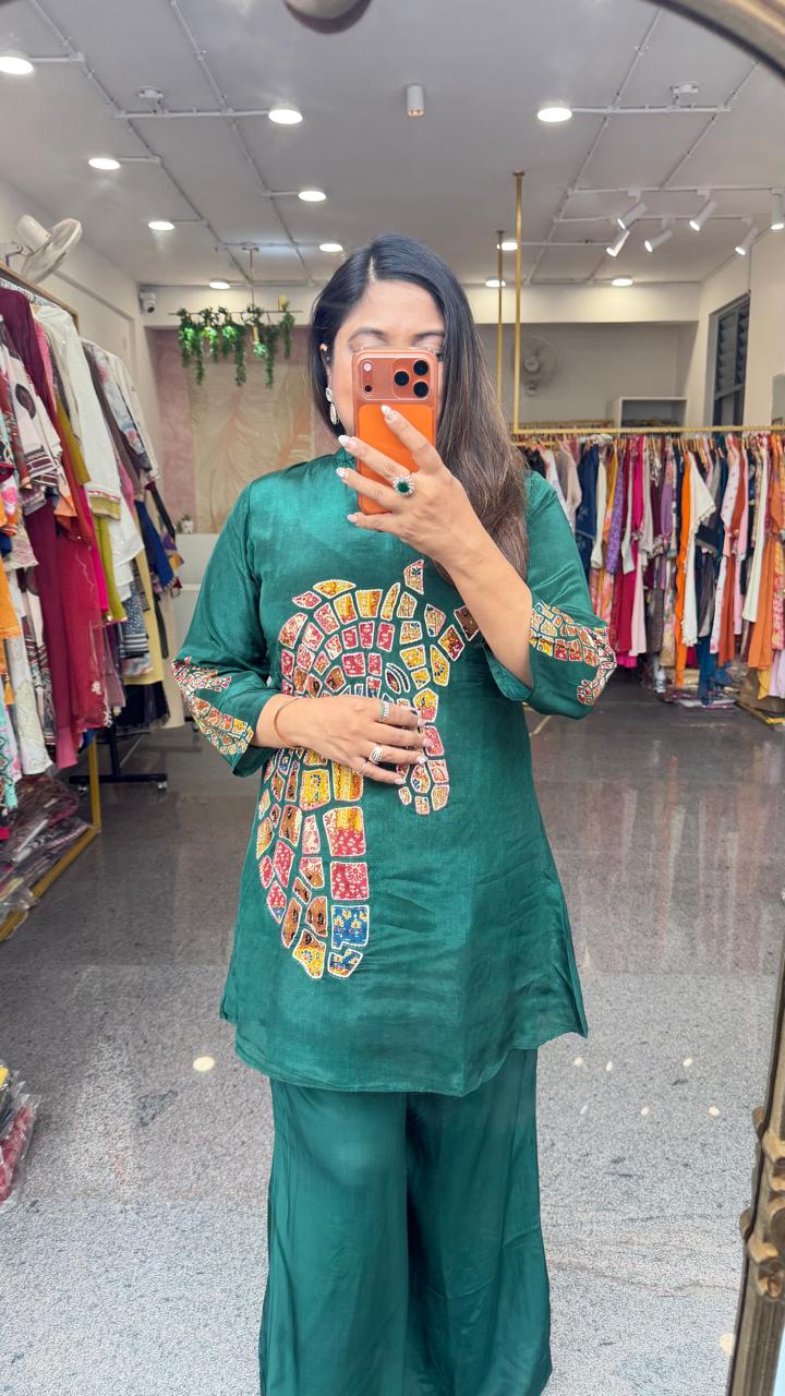 Restocked !!! Pure crepe designer co ord in green !!