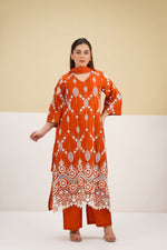 Pretty cotton embroidered suit set in orange