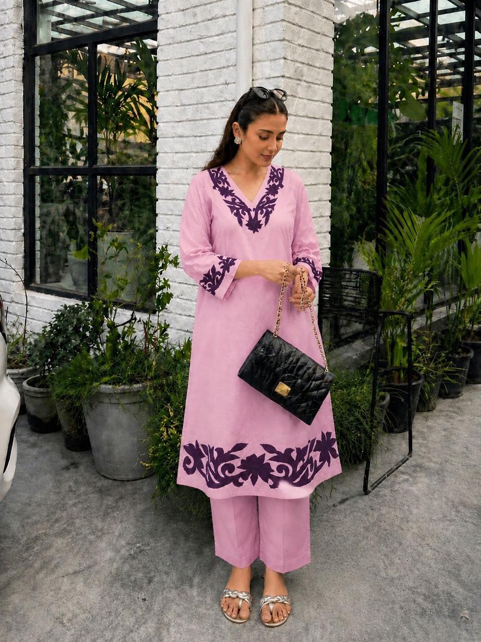 Designer applique work kurta pant in pink