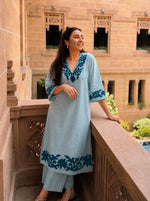Designer applique work kurta pant in blue