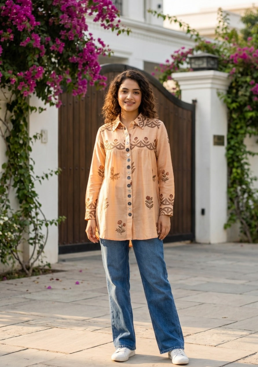 Smart Mul chanderi digital printed comes with spaghetti in peach