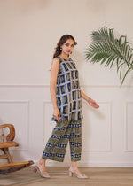 Pretty cotton sleeveless co ord in blue n green