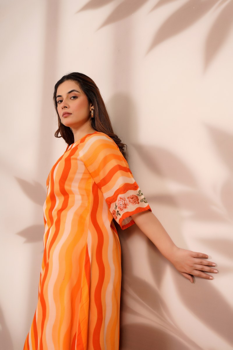 Super pretty soft Mul cotton with stripes in rust kurta pant
