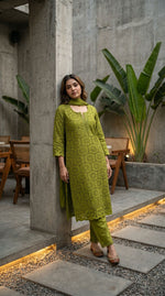 Super pretty anc premium cotton shifli suit set in green