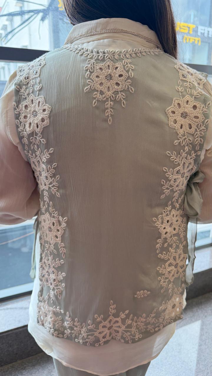 Premium chinon handwork detachable shrug co ord