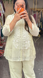 Designer back full chikankari co ord set in glass tissue comes with Mul inner