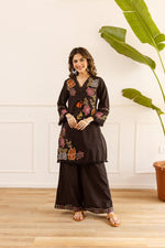 Fully embroidered super pretty co ord set in black