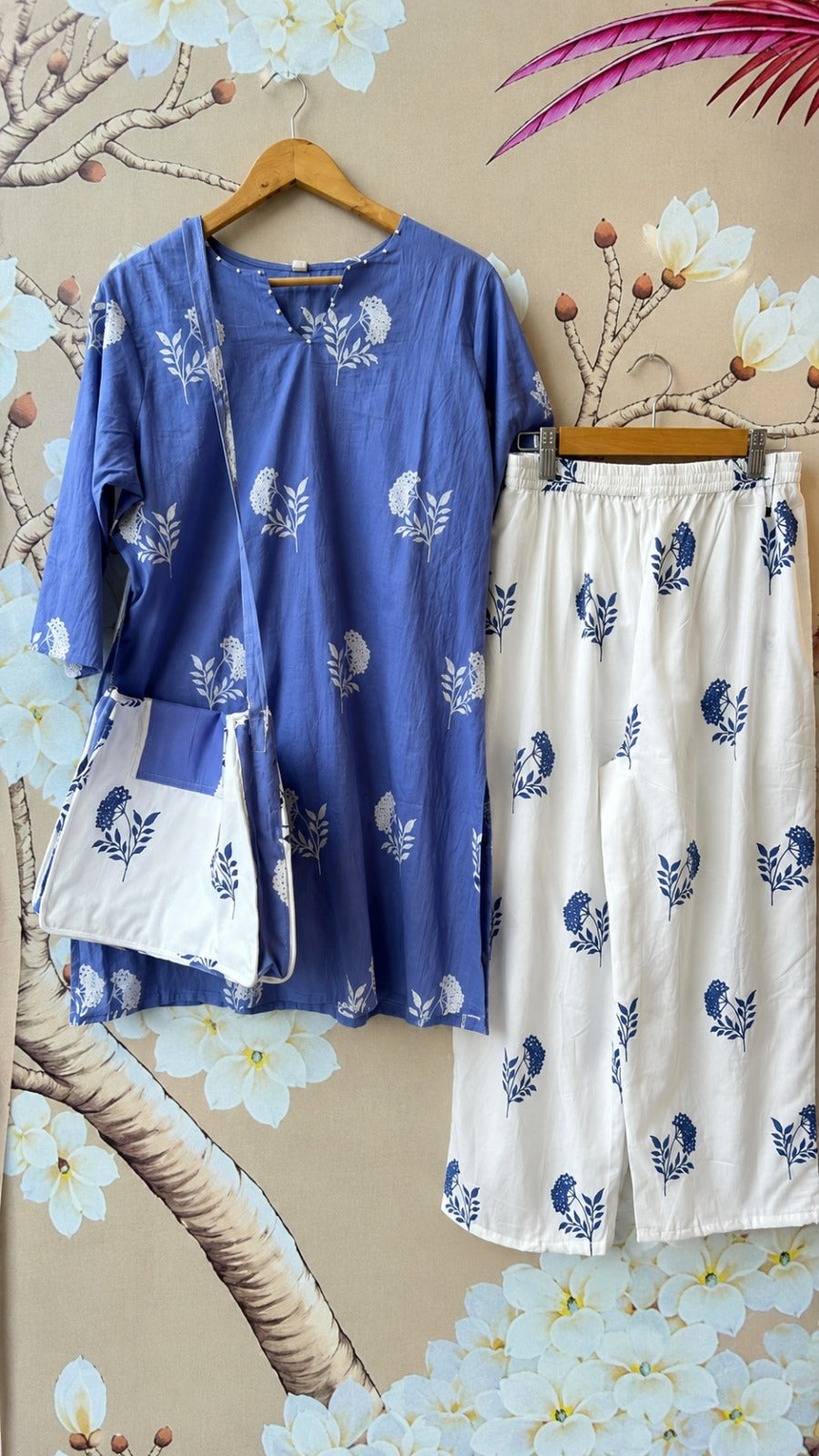 Pretty cotton co ord in blue with bag