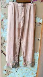 Premium chinon with pretty handwork and gotta detailing Co ord