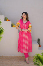 Super pretty Mul cotton kurta pant in Rani pink