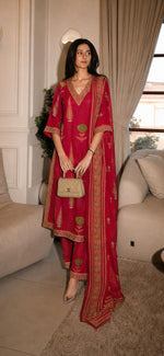 Super pretty cotton suit set in red