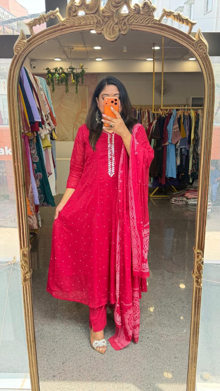 Putr Mul cotton Anarkali suit set in pinkish red