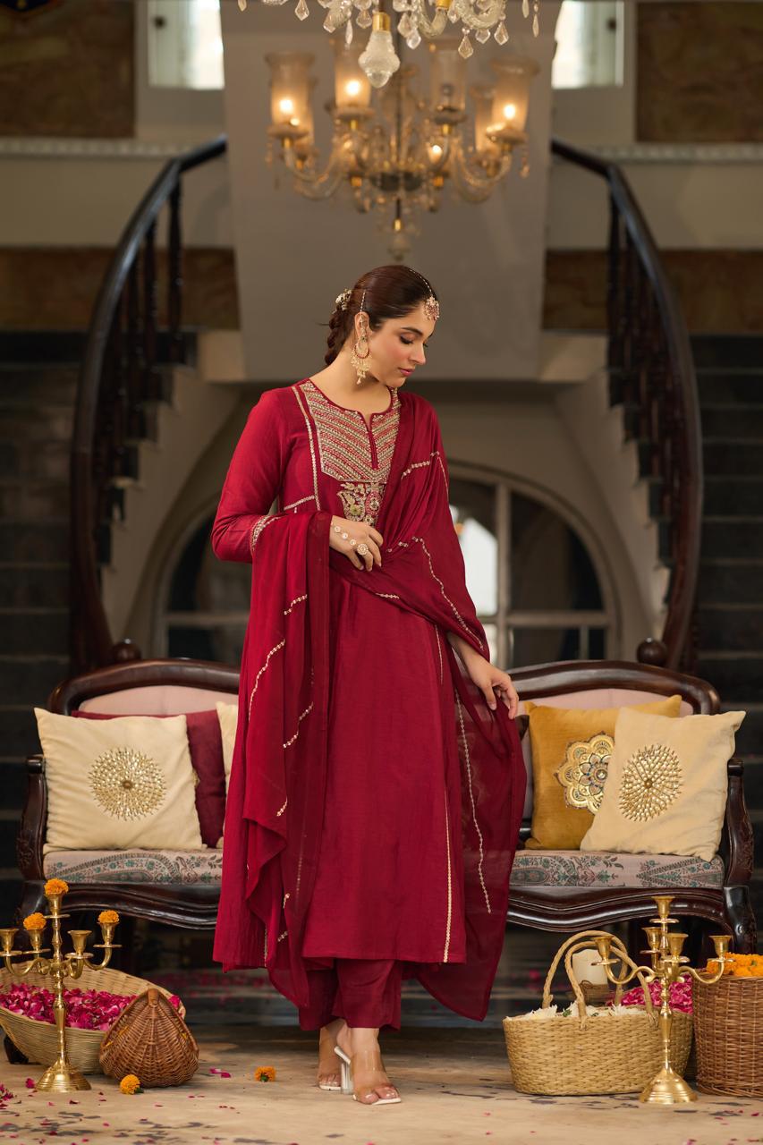 Wow Mul chanderi zari detailing suit set