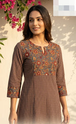 Smart Kalamkari n chequered kurta pant