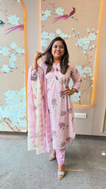 Chequered pretty cotton purple Suit set