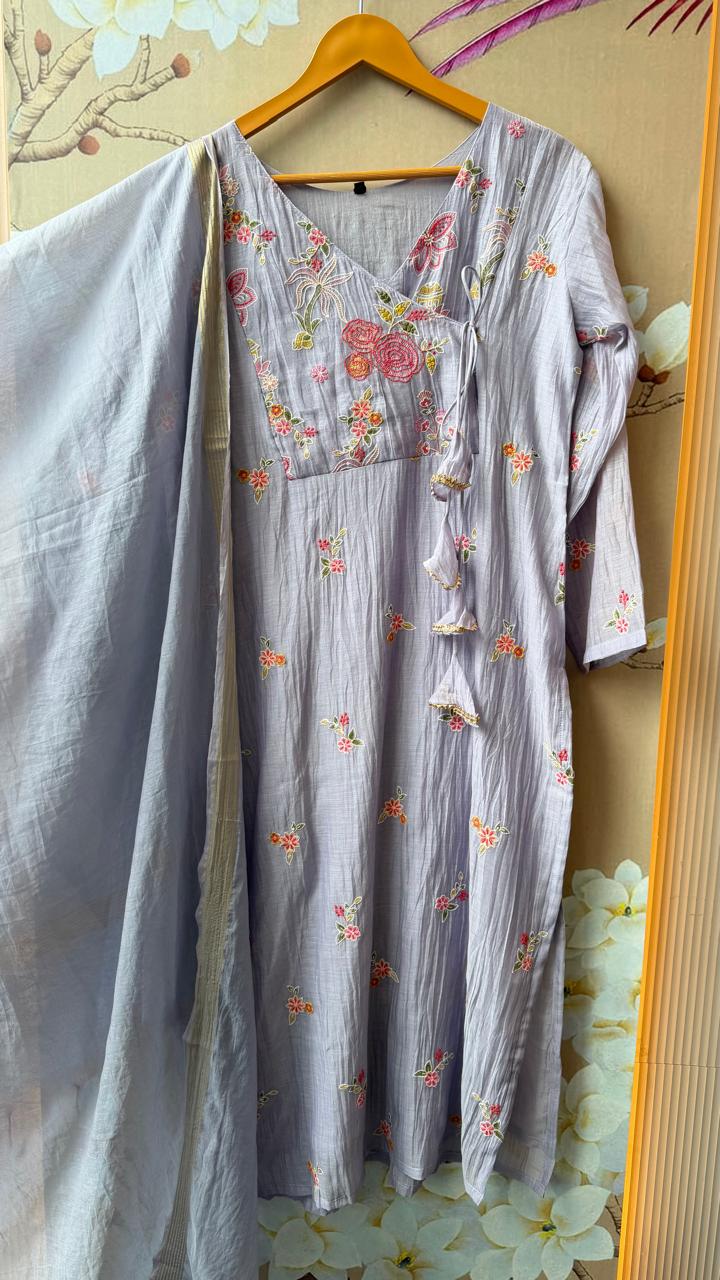 Pretty Mul Chanderi embroidered suit set