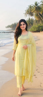 Pretty Mul chanderi with hand work detailing full suit set