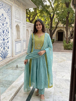 Pretty mul chanderi with lining in green !!