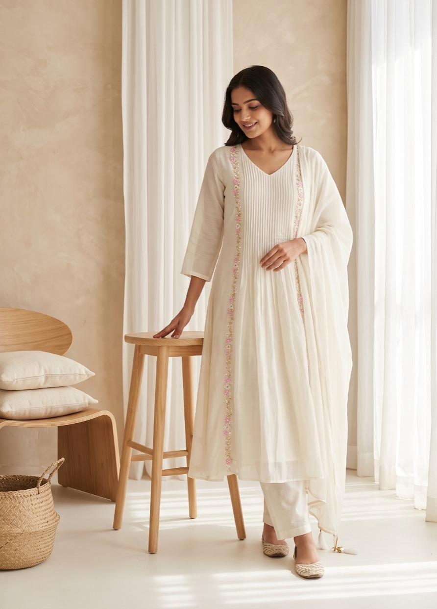 Pretty Mul chanderi with pretty handwork suit set