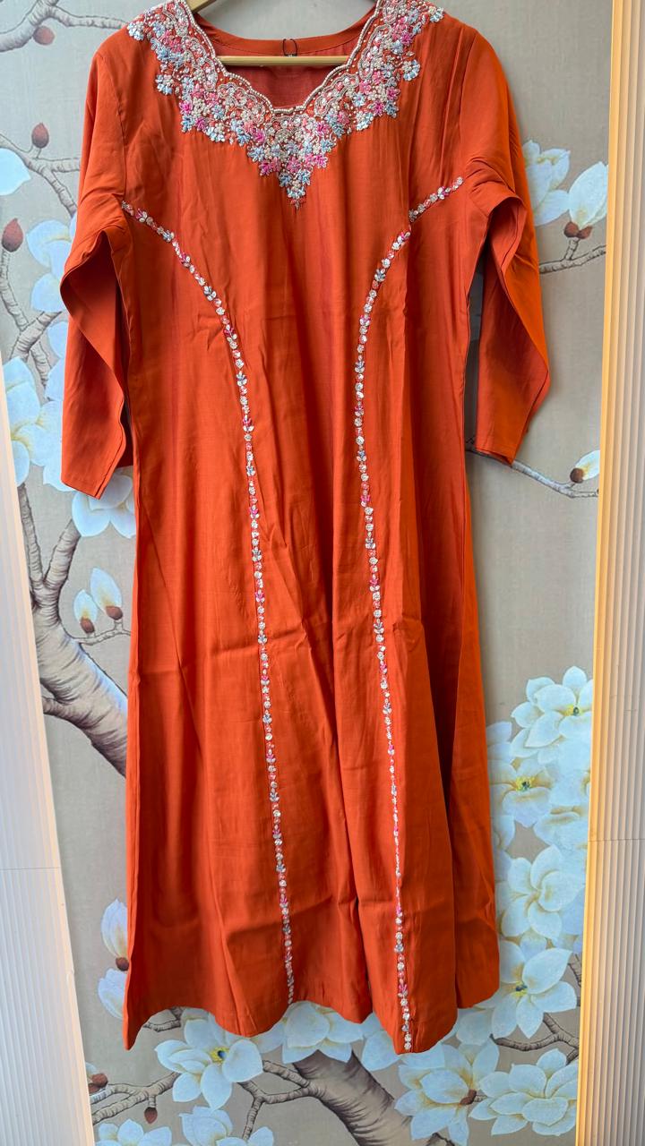 Modale hand embroidery orange lining suit set