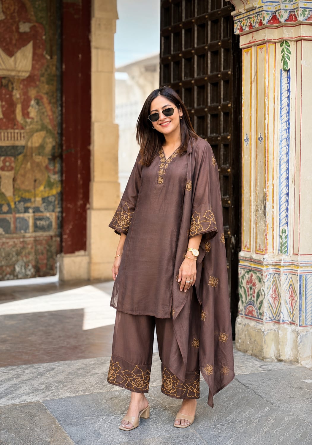 Designer embroidered farshi salwar suit set in brown in Modale