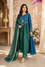 Viral Banarasi Mul chanderi detailing suit set