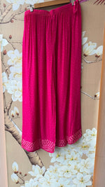 Pink bandhani crepe top with pant
