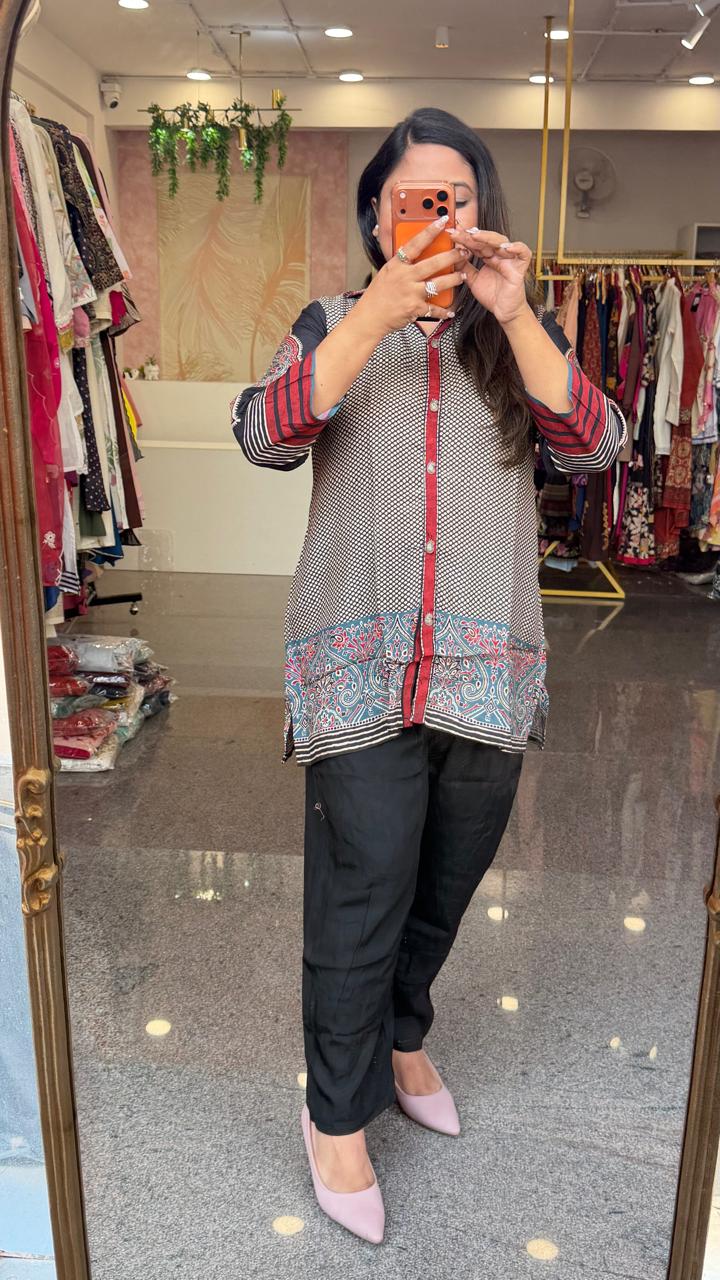 Smart Mul silk metal button co ord
