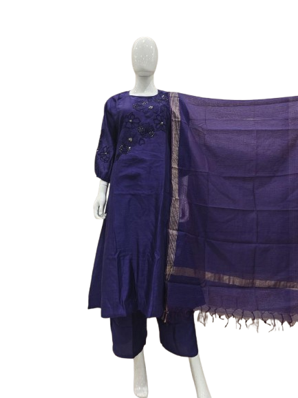 Pretty lining Mul chanderi hand embroidered lining suit set