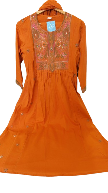 Embroidered cotton suit set
