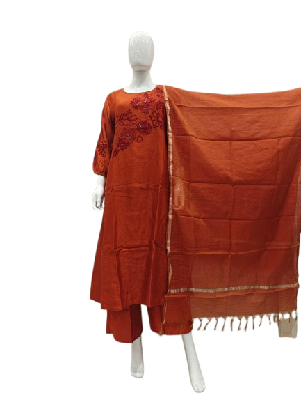 Pretty lining Mul chanderi hand embroidered lining suit set