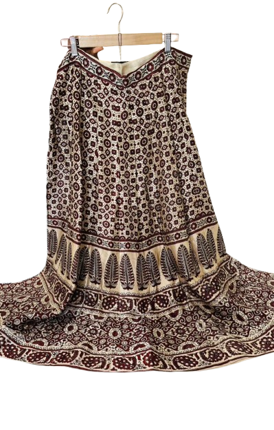 Gaji silk lining skirt