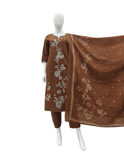 Hand embroidery ful suit set paired with Mul cotton dupatta