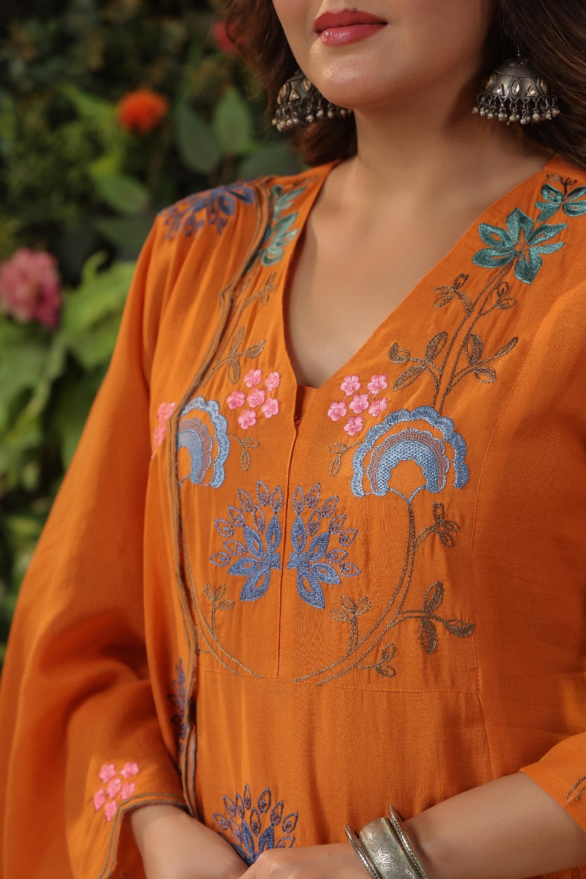 Pretty pretty embroidered Mul Chanderi Anarkali suit set