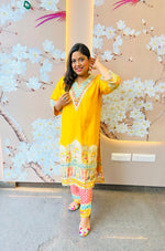 Premium silk gotta detailing Chogas (pose fit- can go a size down for correct fit )