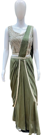 Wow chinon smart drape saree in green