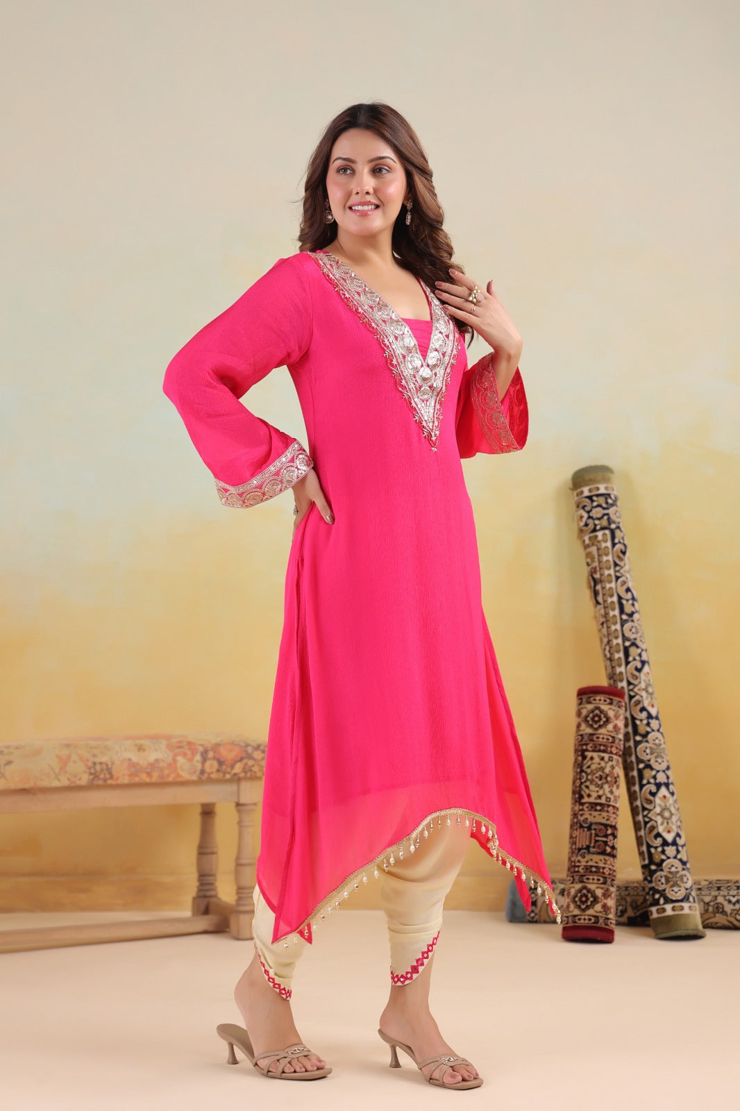 Super smart designer pure chinon tulip pant co ord in pink