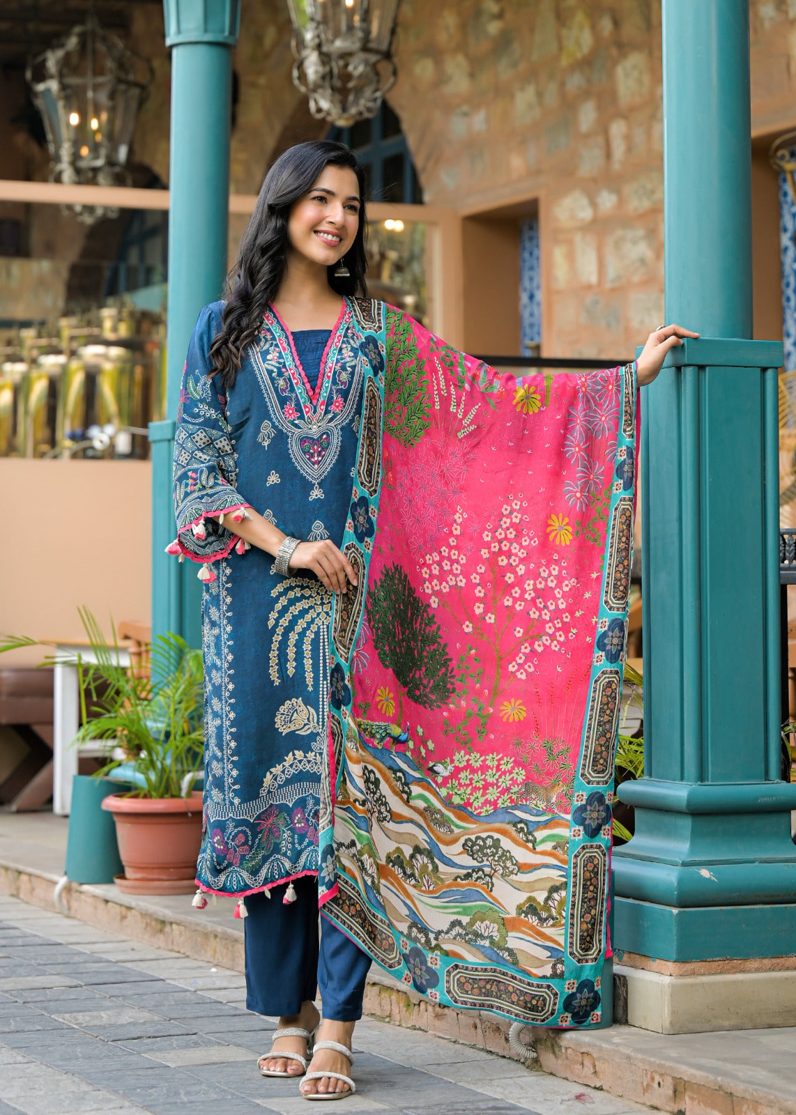 Pure crepe designer V neck suit set