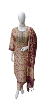 Pretty lining Kalamkari suit set