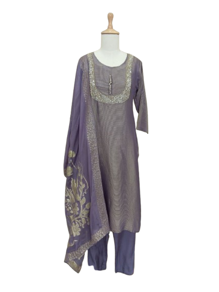 Shimmer tissue with designer pocket suit set