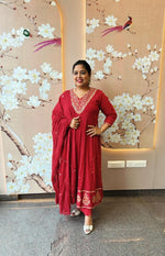 Wow Mul cotton lining Zari detailing suit set